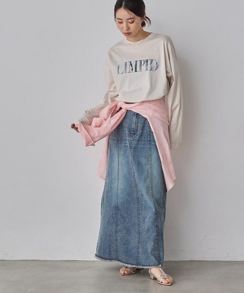 hunch(ハンチ)の「ロゴプリント 長袖Tシャツ(Tシャツ/カットソー・レディース・チャコール/ライトベージュ/オフホワイト・FREE)」の6枚目の写真