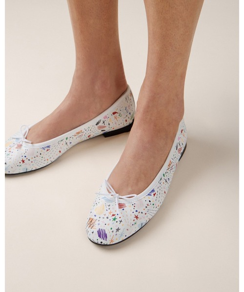 Repetto(レペット)の「Shogo Sekine × Repetto - Cendrillon Haute バレエフラット - ラバーソール - EUサイズ / V4257SHGGRF(バレエシューズ・レディース・ホワイト・37/37.5)」の2枚目の写真