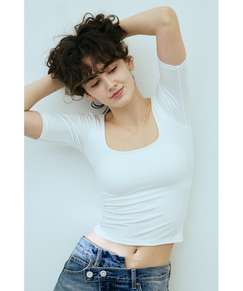 un/neu（アンノイ）の「カップ付きスクエアネックコンパクトT（Tシャツ/カットソー・レディース・ホワイト/グレー/ブラック・FREE）」の13枚目の写真
