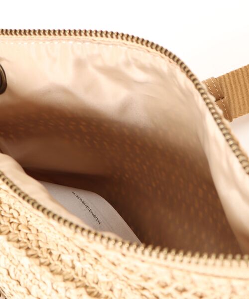 Desigual（デシグアル）の「大きなラフィア多機能バックパック（バックパック/リュック・レディース・ホワイト・FREE）」の9枚目の写真