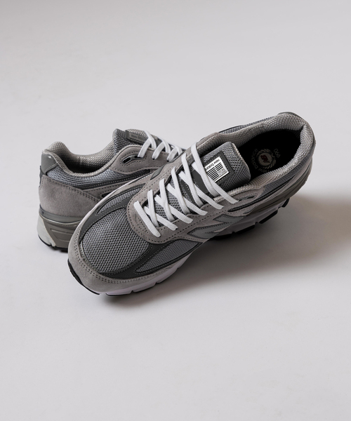 NEW BALANCE(ニューバランス)の「NEW BALANCE(ニューバランス) MADE U990GR4(スニーカー・メンズ・ライトグレー・26.5cm/26cm/25.5cm/28.5cm/28cm/27.5cm/27cm)」の2枚目の写真