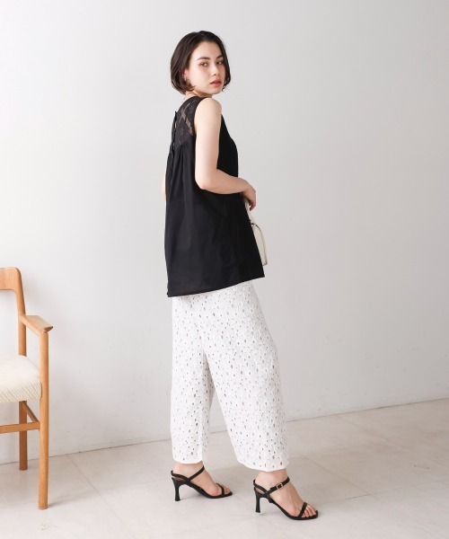 Bou Jeloud（ブージュルード）の「フラワーモチーフワイドパンツ（その他パンツ・レディース・オフホワイト・MEDIUM）」の6枚目の写真