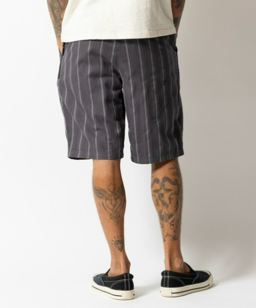 ROARK REVIVAL(ロアークリバイバル)の「【ROARK】TRAVEL SHORTS JACQUARD(その他パンツ・メンズ・ブラック・LARGE/X-LARGE/MEDIUM)」の2枚目の写真