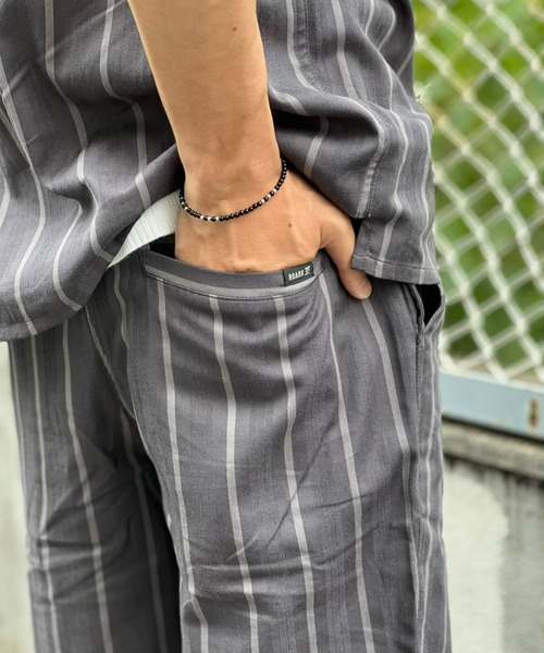 ROARK REVIVAL(ロアークリバイバル)の「【ROARK】TRAVEL SHORTS JACQUARD(その他パンツ・メンズ・ブラック・LARGE/X-LARGE/MEDIUM)」の7枚目の写真