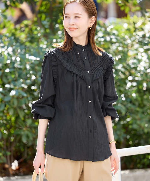 SLOBE IENA（スローブイエナ）の「《WEB限定/》フリルピンタックブラウス（シャツ/ブラウス・レディース・ブルー系その他/ホワイト/ブラック・FREE）」の7枚目の写真