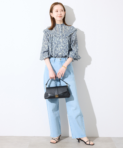 SLOBE IENA（スローブイエナ）の「《WEB限定/》フリルピンタックブラウス（シャツ/ブラウス・レディース・ブルー系その他/ホワイト/ブラック・FREE）」の15枚目の写真