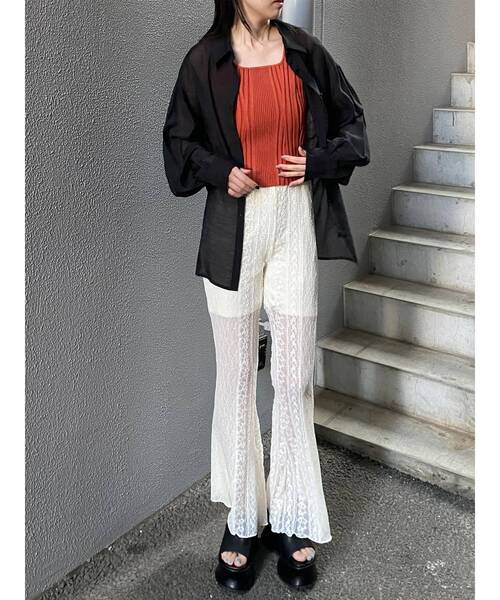 MURUA（ムルーア）の「【WEB限定】レースパッチワークフレアパンツ（その他パンツ・レディース・アイボリー/ブラック・FREE）」の6枚目の写真