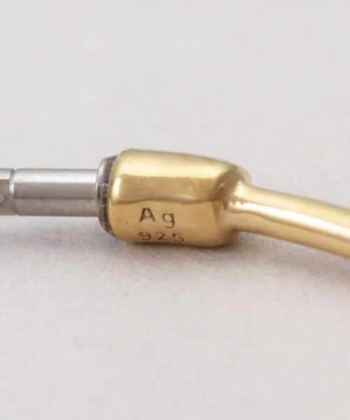 Spick & Span（スピックアンドスパン）の「《一部店舗+WEB限定》BAQLESS / バックレス Embrace Float Gold（ピアス（両耳用）・レディース・ゴールド・FREE）」の5枚目の写真