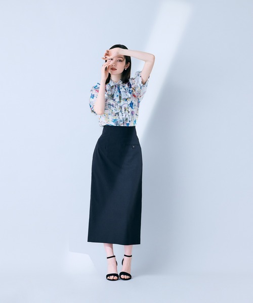 Audie a Muses(オーディアミューズ)の「パリプリントリボンタイ付きブラウス(シャツ/ブラウス・レディース・ネイビー/オフホワイト・38/42)」の11枚目の写真