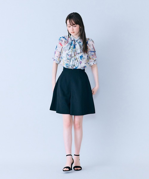 Audie a Muses(オーディアミューズ)の「パリプリントリボンタイ付きブラウス(シャツ/ブラウス・レディース・ネイビー/オフホワイト・38/42)」の13枚目の写真