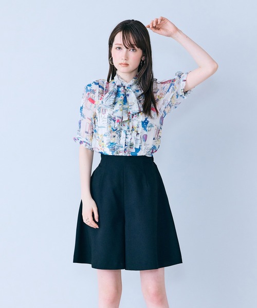 Audie a Muses(オーディアミューズ)の「パリプリントリボンタイ付きブラウス(シャツ/ブラウス・レディース・ネイビー/オフホワイト・38/42)」の16枚目の写真