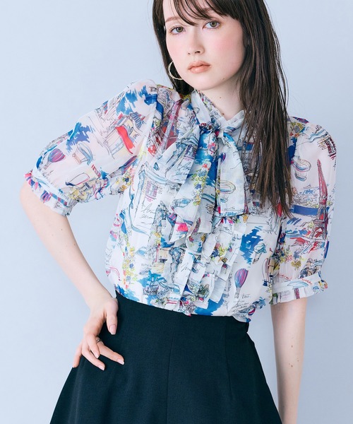 Audie a Muses(オーディアミューズ)の「パリプリントリボンタイ付きブラウス(シャツ/ブラウス・レディース・ネイビー/オフホワイト・38/42)」の20枚目の写真