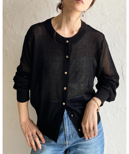 She's Closet(シーズクローゼット)の「UVカット 接触冷感 金ボタン 長袖 麻タッチ シアー ニットカーディガン(カーディガン/ボレロ・レディース・イエロー/ブラック/ホワイト/バーガンディー・FREE)」の5枚目の写真