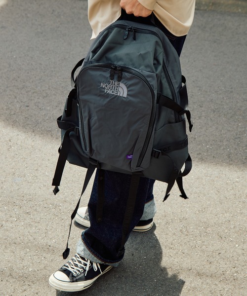 THE NORTH FACE PURPLE LABEL(ザ ノースフェイス パープルレーベル)の「【THE NORTH FACE Purple Label/ザ・ノースフェイスパープルレーベル】CORDURA Nylon Day Pack(バックパック/リュック・メンズ・ブラック/グレー・FREE)」の2枚目の写真