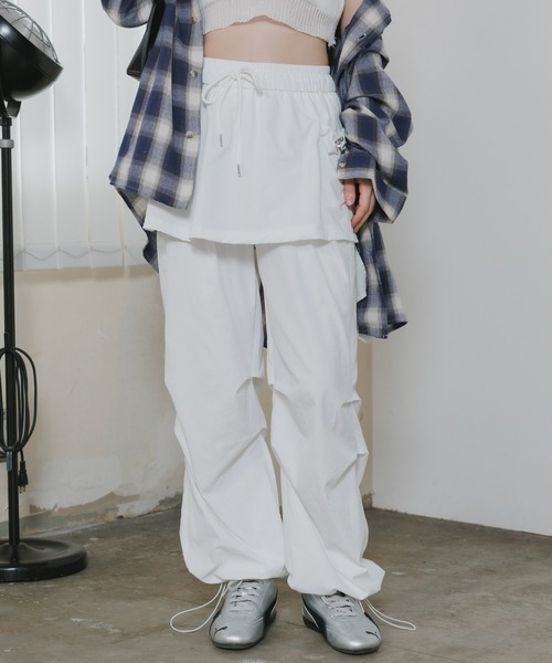 Chick(チック)の「Tuck Design Fake-Layered Easy Pants / タックデザイン フェイクレイヤード イージーパンツ 2026年 夏 夏服 秋服(その他パンツ・レディース・ホワイト/ブラック/ベージュ・FREE)」の6枚目の写真