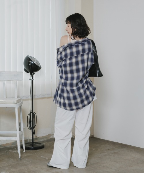 Chick(チック)の「Tuck Design Fake-Layered Easy Pants / タックデザイン フェイクレイヤード イージーパンツ 2026年 夏 夏服 秋服(その他パンツ・レディース・ホワイト/ブラック/ベージュ・FREE)」の16枚目の写真