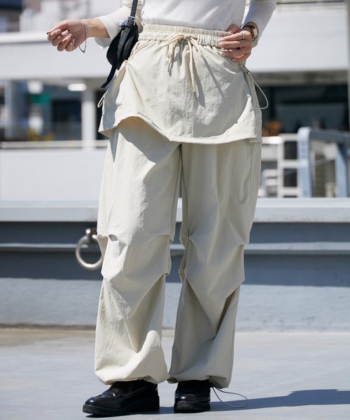 Chick(チック)の「Tuck Design Fake-Layered Easy Pants / タックデザイン フェイクレイヤード イージーパンツ 2026年 夏 夏服 秋服(その他パンツ・レディース・ホワイト/ブラック/ベージュ・FREE)」の19枚目の写真