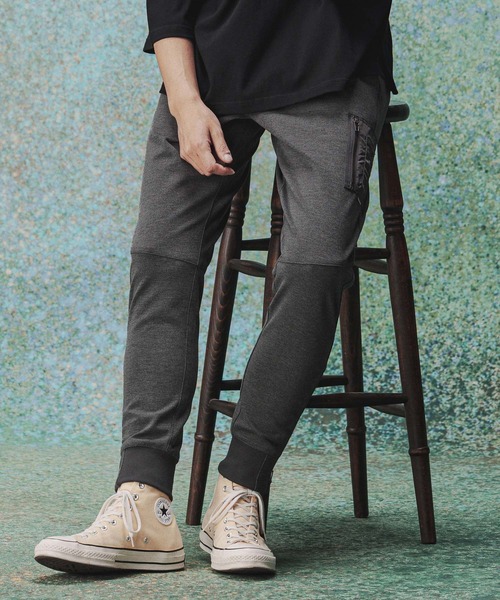 THEOREM(セオレム)の「mp14974- Hyper Stretch MA-1 Eazy Pants ボンバーパンツ(TRM26-P026S)(スウェットパンツ・メンズ・グレー/ブラック・XL/L/M)」の2枚目の写真