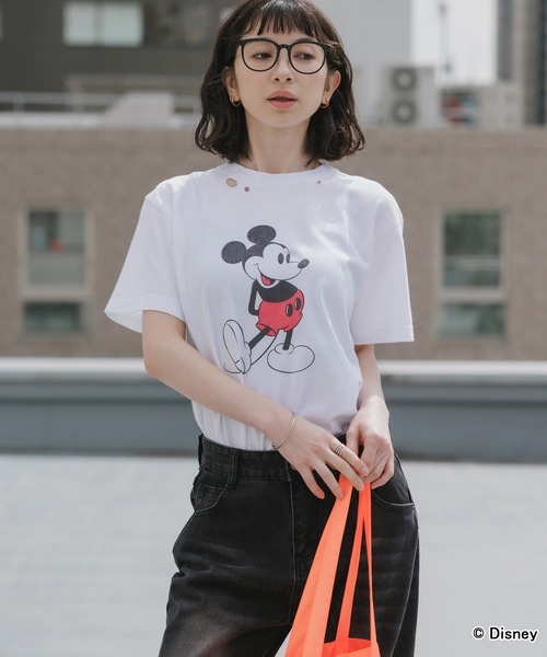 GOOD ROCK SPEED(グッドロックスピード)の「GOOD ROCK SPEED/グッドロックスピード/ MickeyMouse / Disney / ダメ―ジクルーネックTシャツ 秋 秋服 2026年秋冬(Tシャツ/カットソー・メンズ・ホワイト/ブラック・S/M/L)」の4枚目の写真