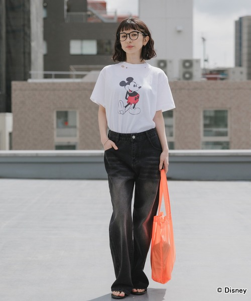 GOOD ROCK SPEED(グッドロックスピード)の「GOOD ROCK SPEED/グッドロックスピード/ MickeyMouse / Disney / ダメ―ジクルーネックTシャツ 秋 秋服 2026年秋冬(Tシャツ/カットソー・メンズ・ホワイト/ブラック・S/M/L)」の22枚目の写真
