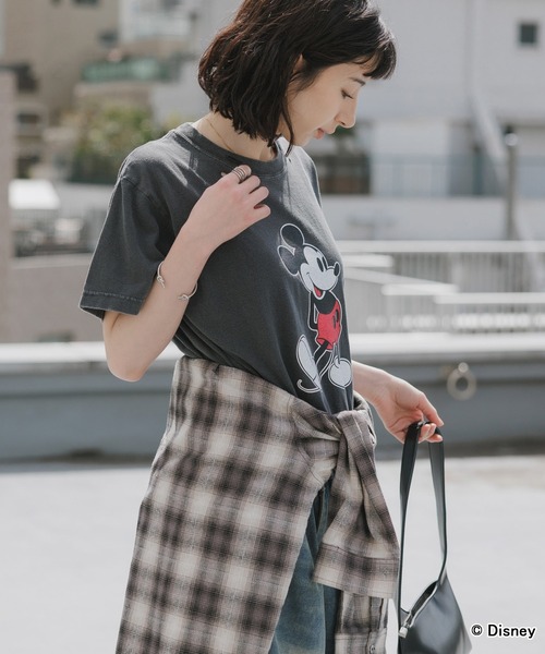GOOD ROCK SPEED(グッドロックスピード)の「GOOD ROCK SPEED/グッドロックスピード/ MickeyMouse / Disney / ダメ―ジクルーネックTシャツ 秋 秋服 2026年秋冬(Tシャツ/カットソー・メンズ・ホワイト/ブラック・S/M/L)」の19枚目の写真