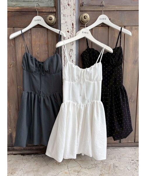 EVRIS(エヴリス)の「コルセットライクバルーンミニキャミワンピース(ワンピース・レディース・グレー/ホワイト/その他1・MEDIUM/SMALL)」の4枚目の写真