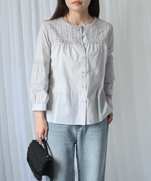 ＆HALF（アンドハーフ）の「【indian Cotton Collection】ノーカラー切替刺繍ブラウス（テーラードジャケット・レディース・ブラック/オフホワイト/ライトグレー・M）」の10枚目の写真