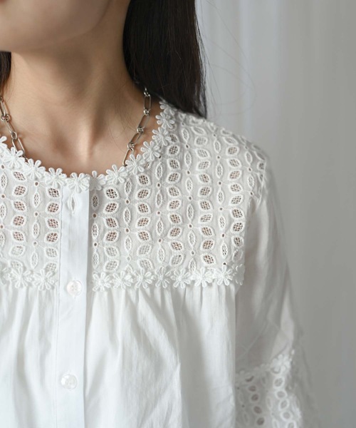 ＆HALF（アンドハーフ）の「【indian Cotton Collection】ノーカラー切替刺繍ブラウス（テーラードジャケット・レディース・ブラック/オフホワイト/ライトグレー・M）」の18枚目の写真