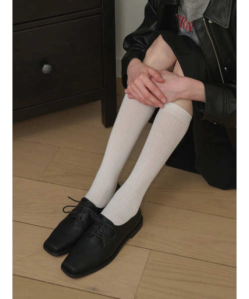 APTO(アプト)の「レヴン レースアップローファー AHNF005(バレエシューズ・レディース・ブラック・23cm/23.5cm/24cm/24.5cm/25cm)」の2枚目の写真