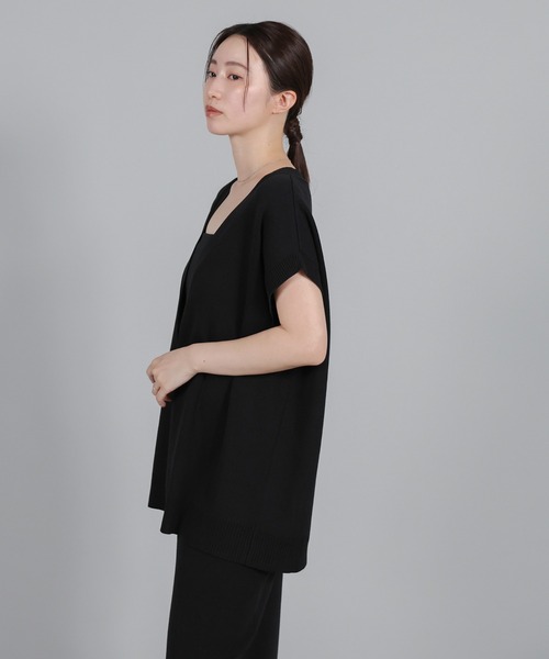 select MOCA Et（セレクトモカエト）の「【Et】Oversized V-neck Knit Vest【セットアップ可】（ベスト・レディース・ベージュ/ブラック・FREE）」の9枚目の写真