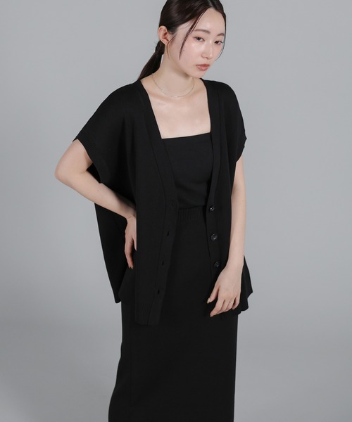 select MOCA Et（セレクトモカエト）の「【Et】Oversized V-neck Knit Vest【セットアップ可】（ベスト・レディース・ベージュ/ブラック・FREE）」の5枚目の写真