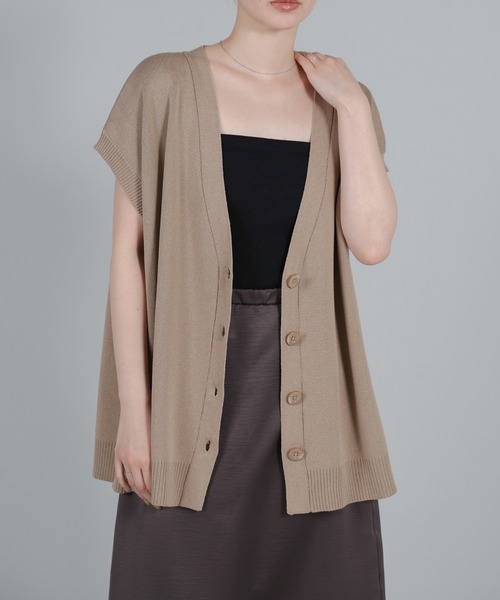 select MOCA Et（セレクトモカエト）の「【Et】Oversized V-neck Knit Vest【セットアップ可】（ベスト・レディース・ベージュ/ブラック・FREE）」の18枚目の写真