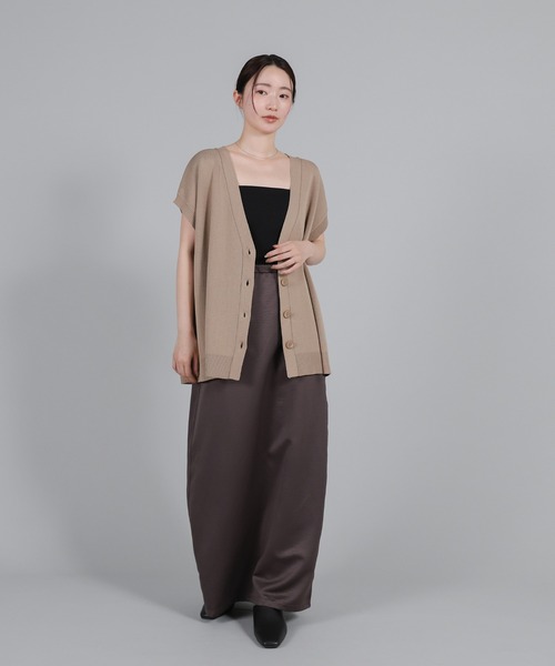 select MOCA Et（セレクトモカエト）の「【Et】Oversized V-neck Knit Vest【セットアップ可】（ベスト・レディース・ベージュ/ブラック・FREE）」の19枚目の写真