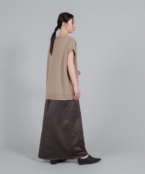 select MOCA Et（セレクトモカエト）の「【Et】Oversized V-neck Knit Vest【セットアップ可】（ベスト・レディース・ベージュ/ブラック・FREE）」の22枚目の写真