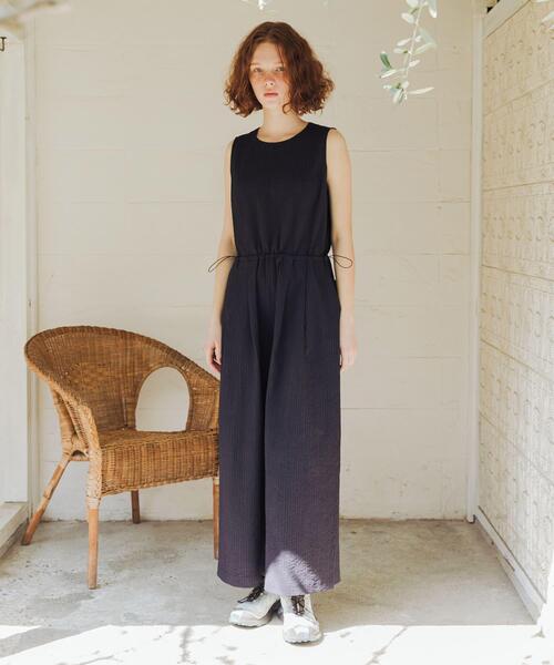 URBAN RESEARCH(アーバンリサーチ)の「『別注』THOUSAND MILE×URBAN RESEARCH SLEEVELESS ALL IN ONE(その他パンツ・レディース・ブラック/ブルー系その他・MEDIUM/LARGE)」の18枚目の写真