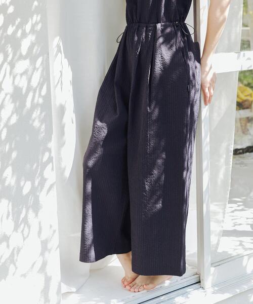 URBAN RESEARCH(アーバンリサーチ)の「『別注』THOUSAND MILE×URBAN RESEARCH SLEEVELESS ALL IN ONE(その他パンツ・レディース・ブラック/ブルー系その他・MEDIUM/LARGE)」の20枚目の写真