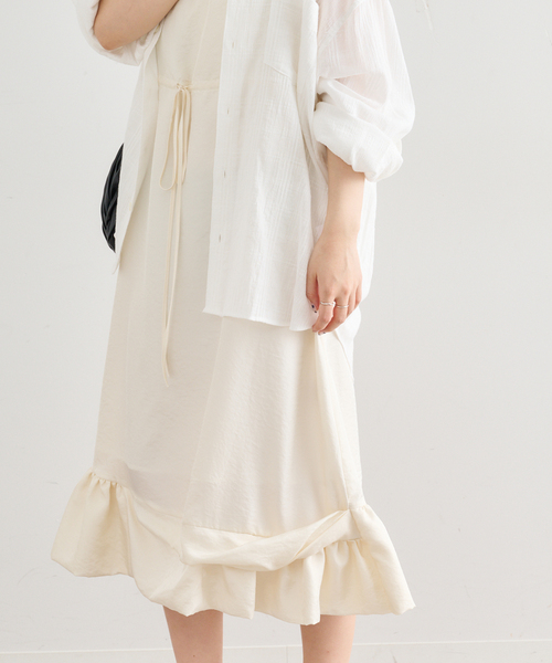 U by SPICK&SPAN(ユーバイスピックアンドスパン)の「Atelier Edition/アトリエ エディション FLOUNCE DETAIL DRESS(ワンピース・レディース・ブラウン/アイボリー・MEDIUM)」の7枚目の写真