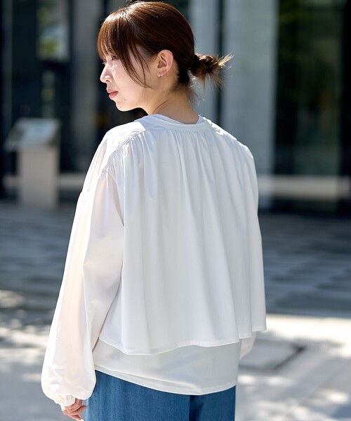 RONEL(ロネル)の「【RONEL】(接触冷感・UVカット)ラッシュギャザーブラウス(シャツ/ブラウス・レディース・オフホワイト/ダークグリーン/モカ・FREE)」の9枚目の写真