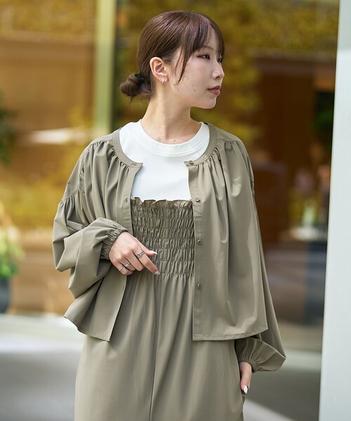 RONEL(ロネル)の「【RONEL】(接触冷感・UVカット)ラッシュギャザーブラウス(シャツ/ブラウス・レディース・オフホワイト/ダークグリーン/モカ・FREE)」の18枚目の写真