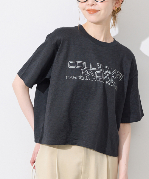 Collegiate Pacific(カレッジエイトパシフィック)の「Collegiate Pacific/カレッジエイト パシフィック SLOBE別注 ショートTシャツ(Tシャツ/カットソー・レディース・ボルドー/ホワイト/チャコールグレー・FREE)」の1枚目の写真