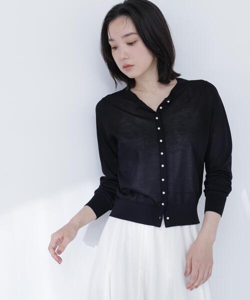 NATURAL BEAUTY BASIC(ナチュラルビューティーベーシック)の「【接触冷感】パールボタンシアーカーディガン(カーディガン/ボレロ・レディース・オフホワイト/ブルー/ブラック/オレンジ・フリ-)」の8枚目の写真