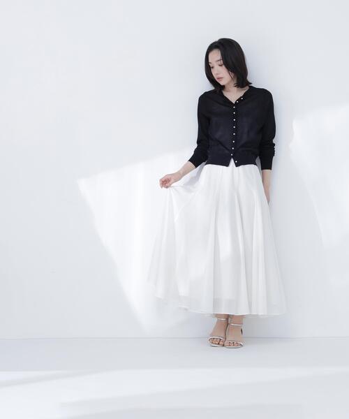 NATURAL BEAUTY BASIC(ナチュラルビューティーベーシック)の「【接触冷感】パールボタンシアーカーディガン(カーディガン/ボレロ・レディース・オフホワイト/ブルー/ブラック/オレンジ・フリ-)」の11枚目の写真