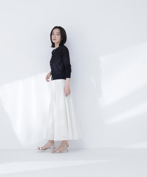 NATURAL BEAUTY BASIC(ナチュラルビューティーベーシック)の「【接触冷感】パールボタンシアーカーディガン(カーディガン/ボレロ・レディース・オフホワイト/ブルー/ブラック/オレンジ・フリ-)」の13枚目の写真