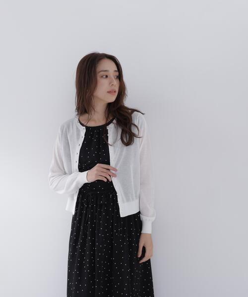 NATURAL BEAUTY BASIC(ナチュラルビューティーベーシック)の「【接触冷感】パールボタンシアーカーディガン(カーディガン/ボレロ・レディース・オフホワイト/ブルー/ブラック/オレンジ・フリ-)」の21枚目の写真