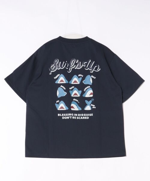 Right-on(ライトオン)の「HONEYSUCKLE ROSE(ハニーサックルローズ)サメプリントビッグTシャツ(Tシャツ/カットソー・レディース・ネイビー/オフホワイト・L/M)」の20枚目の写真