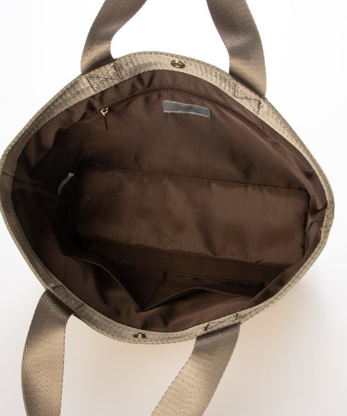 cache cache（カシュ カシュ）の「カシュカシュ cachecache / 舟形ペーパートートバッグ（トートバッグ・レディース・ベージュ/ゴールド/シルバー・FREE）」の10枚目の写真