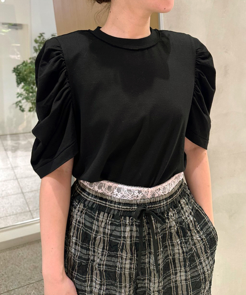 CURRENTAGE(カレンテージ)の「《追加/接触冷感》CURRENTAGE カレンテージ puff tee(Tシャツ/カットソー・レディース・ブラック/ホワイト・FREE)」の2枚目の写真