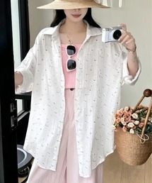 リラックスシャツ