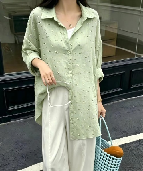 FAVORITO(ファヴォリート)の「リラックスシャツ(シャツ/ブラウス・レディース・ブルー/オレンジ/グリーン/レッド/ピンク/ホワイト/イエロー・F)」の15枚目の写真