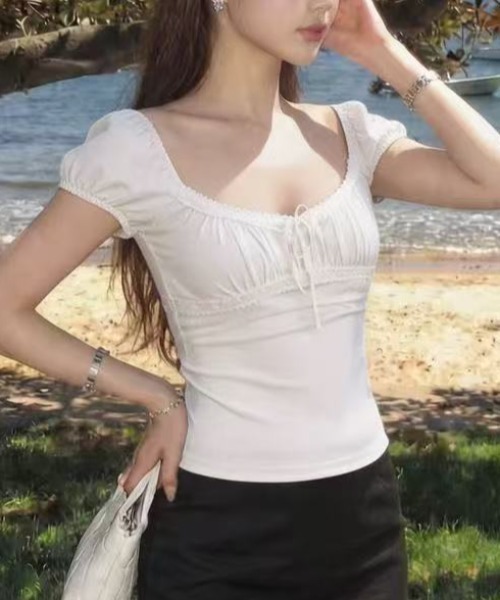 Achic(アシック)の「レースリボンギャザー半袖トップス(Tシャツ/カットソー・レディース・ダークグレー/ホワイト・M)」の4枚目の写真